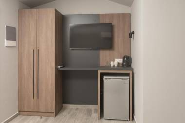 Elizabeth Queen Luxury Rooms