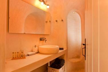 Kapari Natural Resort