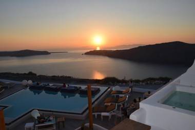 Santorini's Balcony Art Houses