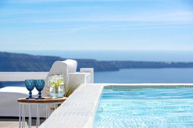 Aqua Luxury Suites Santorini