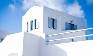 Athiri Santorini Family Friendly Hotel