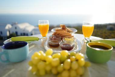 Athiri Santorini Family Friendly Hotel