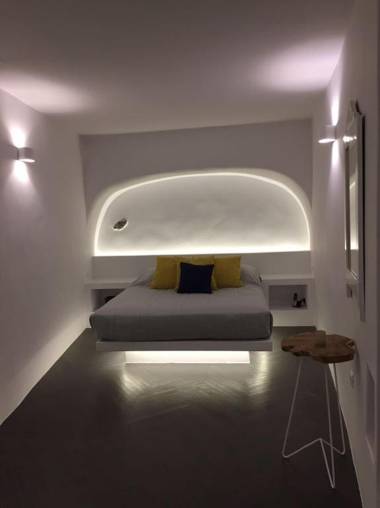 Altana Cliffside Villas