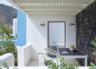 Aurora Luxury Suites