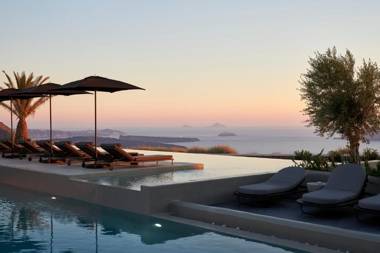 Nobu Hotel Santorini - Adults Only