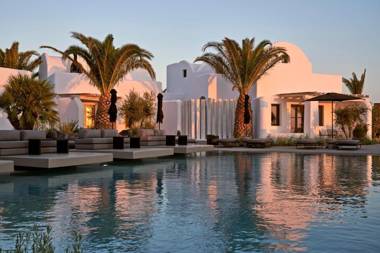 Nobu Hotel Santorini - Adults Only