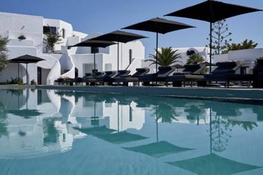 Nobu Hotel Santorini - Adults Only