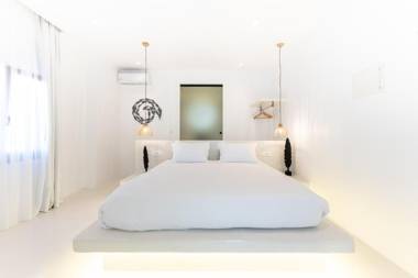 Leon Luxury Suites