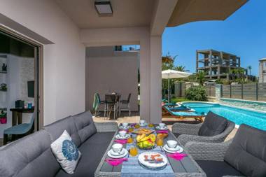 Luxury Villa Crete Villa Marina Mare 4 Bedroom Private Pool Sauna Chania