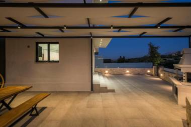 Nikolioudis Luxury Villas