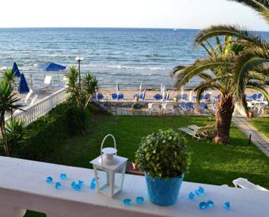 Roula Kotsonis Superior Apartment