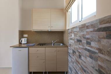 Vlycha Beach Apartments