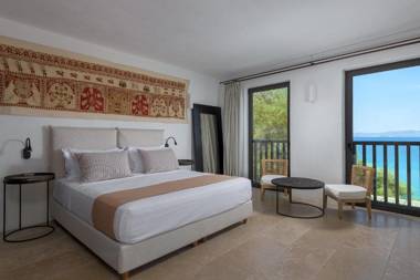 Aquavisionaire Beach Front Villa