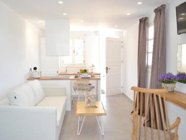 Lindos SeaSide Suite