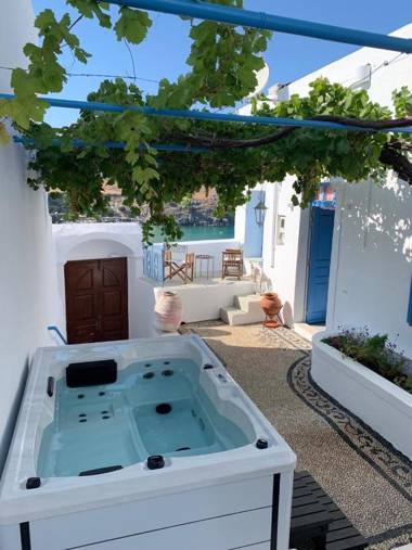 Lindos Beach Boutique Villa
