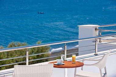 Alesahne Beach Hotel