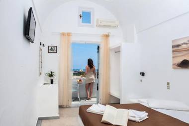 Join Us Low Cost Rooms