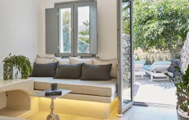 Amara Suites Santorini