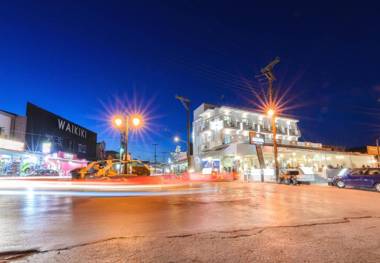 Mouria Studios & Apartments