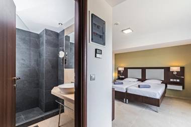 White Olive Premium Laganas