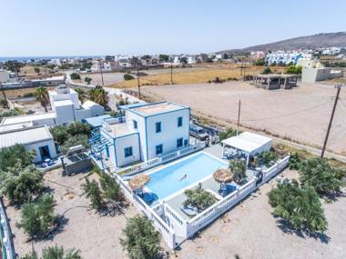 Studios Apartments Kapetanios