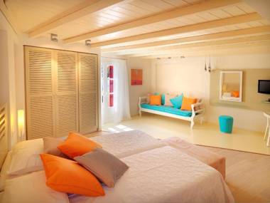 Iria Beach Art Hotel