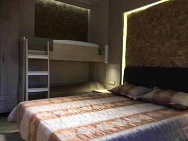 Anna - Tsiara paradise studios