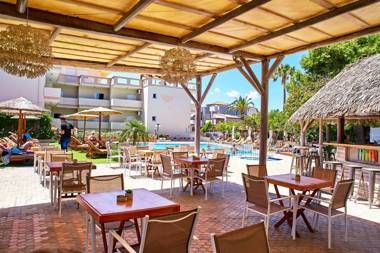Inea Hotel & Suites