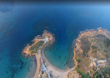 Sonja Beachfront Apartments