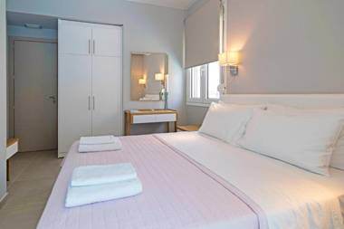 Sonja Beachfront Apartments