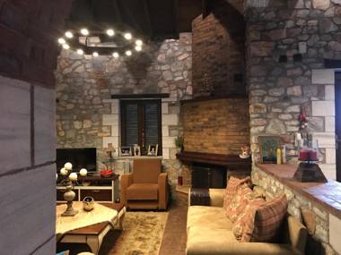 Petrines Villes Avramilias