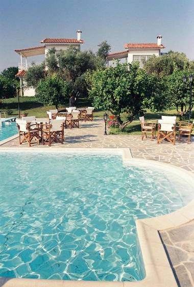 Nicolas Village Club