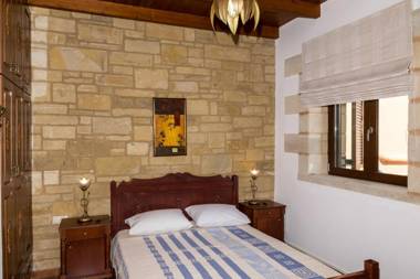 Fotini Traditional Villas