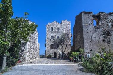 Pyrgos Petropoulaki
