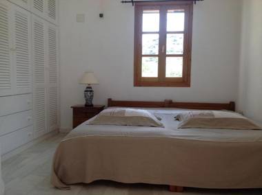 Cozy house close to the beach