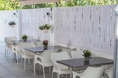 Marianthi Apts by Estia