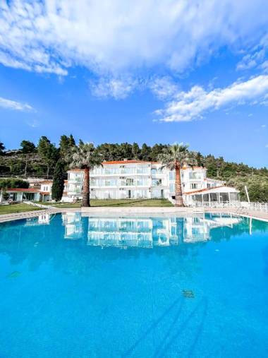 Acrotel Lilyann Boutique Hotel