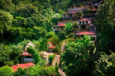 Jenna's River Bed and Breakfast