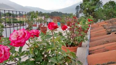 La Villa Serena Bed & Breakfast