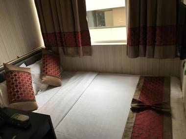 Seasons Hotel
