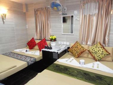 New Day Night Hostel