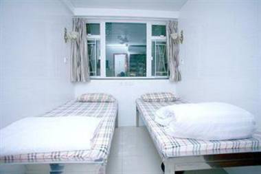 Pay-Less Guest House