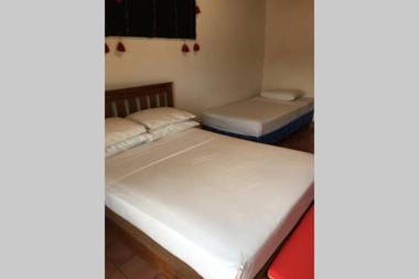 La Casa de Dona Irma Townhouse