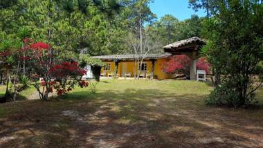 Cabañas Bosque llano de la Virgen