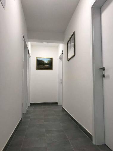 Filipovic rent a car & apartments