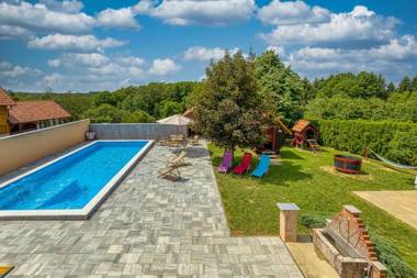 House Klara With Sauna and pool