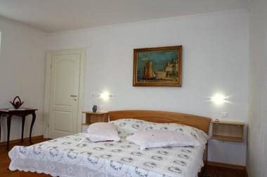 Apartment Marija Kaštelir