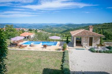 Unique Villa Bošket with Pool and Jacuzzi surrounded by Nature