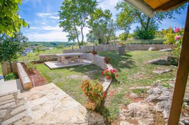 Unique Villa Bošket with Pool and Jacuzzi surrounded by Nature