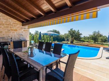 Sea-view Villa in Kastelir with Private Pool Terrace